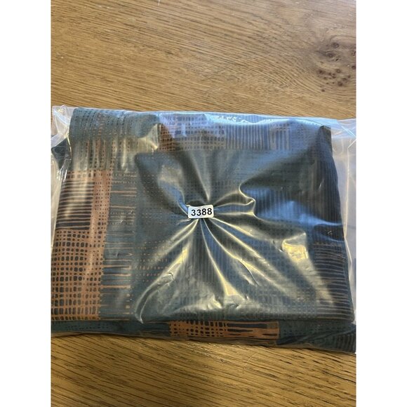 LuLaRoe Green Color Block Shirt Size XXS Preppy Colorful Retro Comfort Modern‎ - Picture 11 of 11